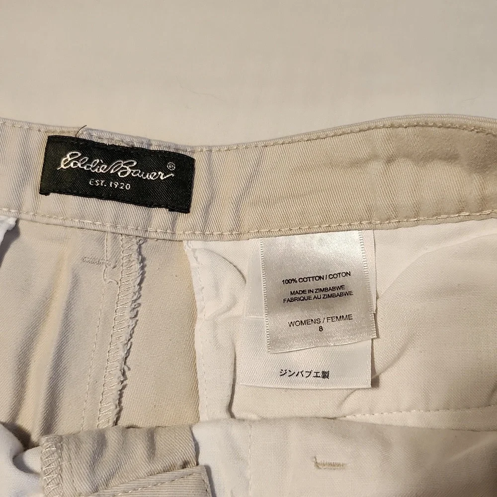 Eddie Bauer women's shorts. - Picture 2 of 6